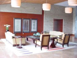 hokua-Lobby.jpg